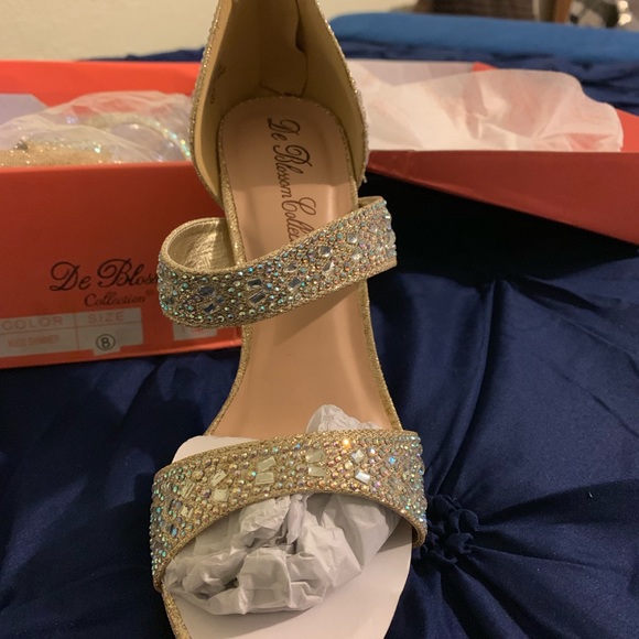 High heels size 8 - Picture 3 of 3